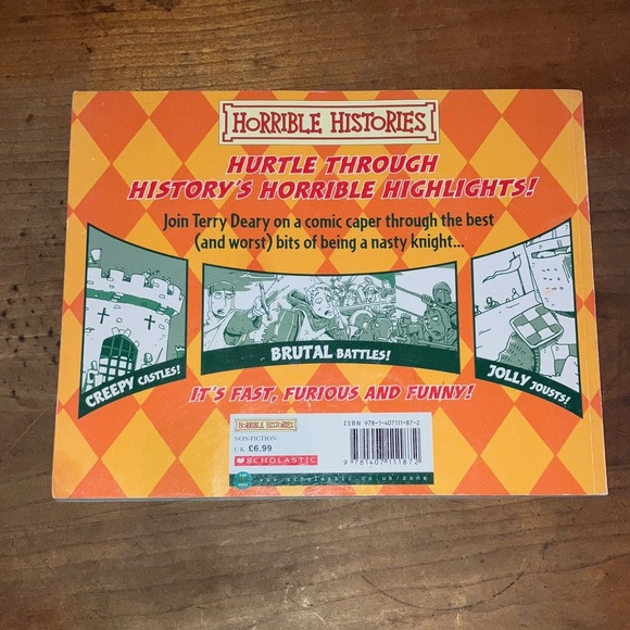 Scholastic Horrible Histories Knights Book - softcover a high speed comic book - Picture 3 of 16